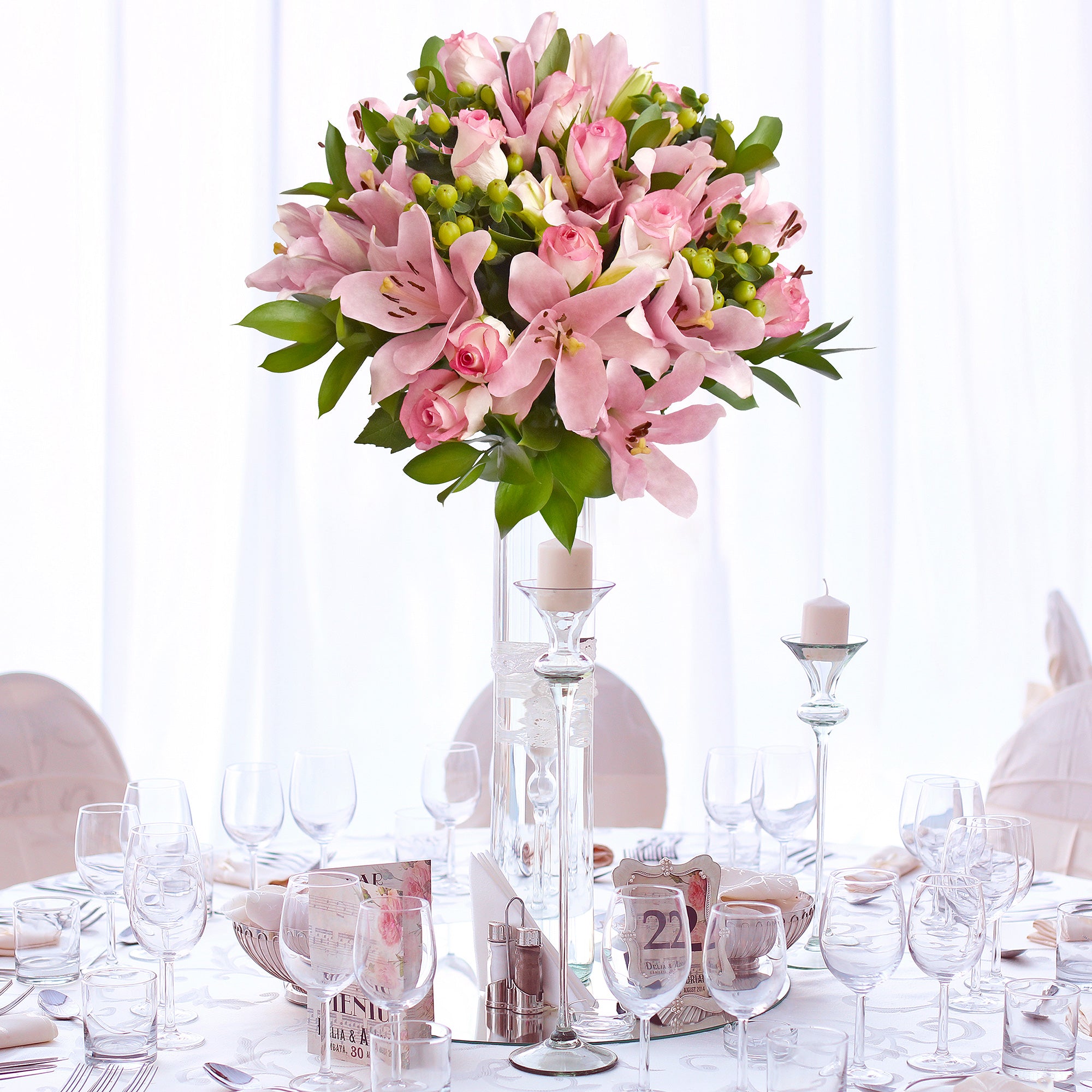 Graceful Elegance Bqt Box - Light Pink