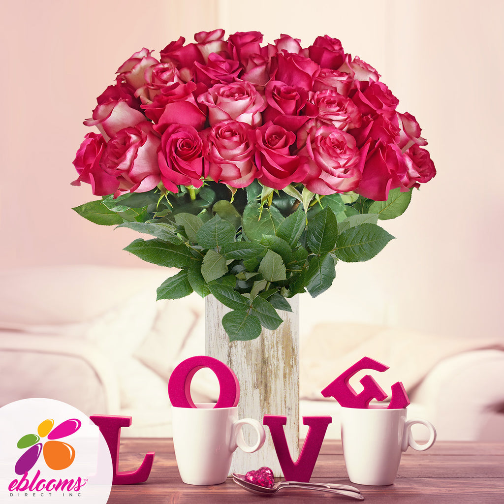 Duo hot pink and Bicolor roses the best flowers arrangementes bouquets and centerpieces to order online for any ocassion or wedding  and Valentine's day