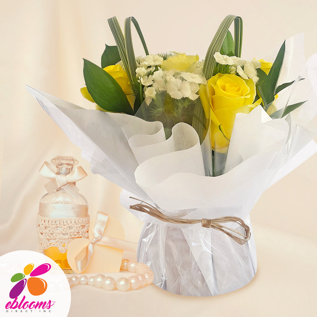 Centerpieces Touch of Class party Yellow - Pack 5 - EbloomsDirect