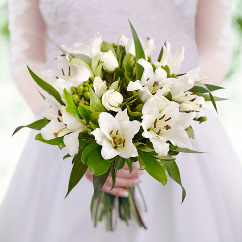 White Centerpieces Simple Me!