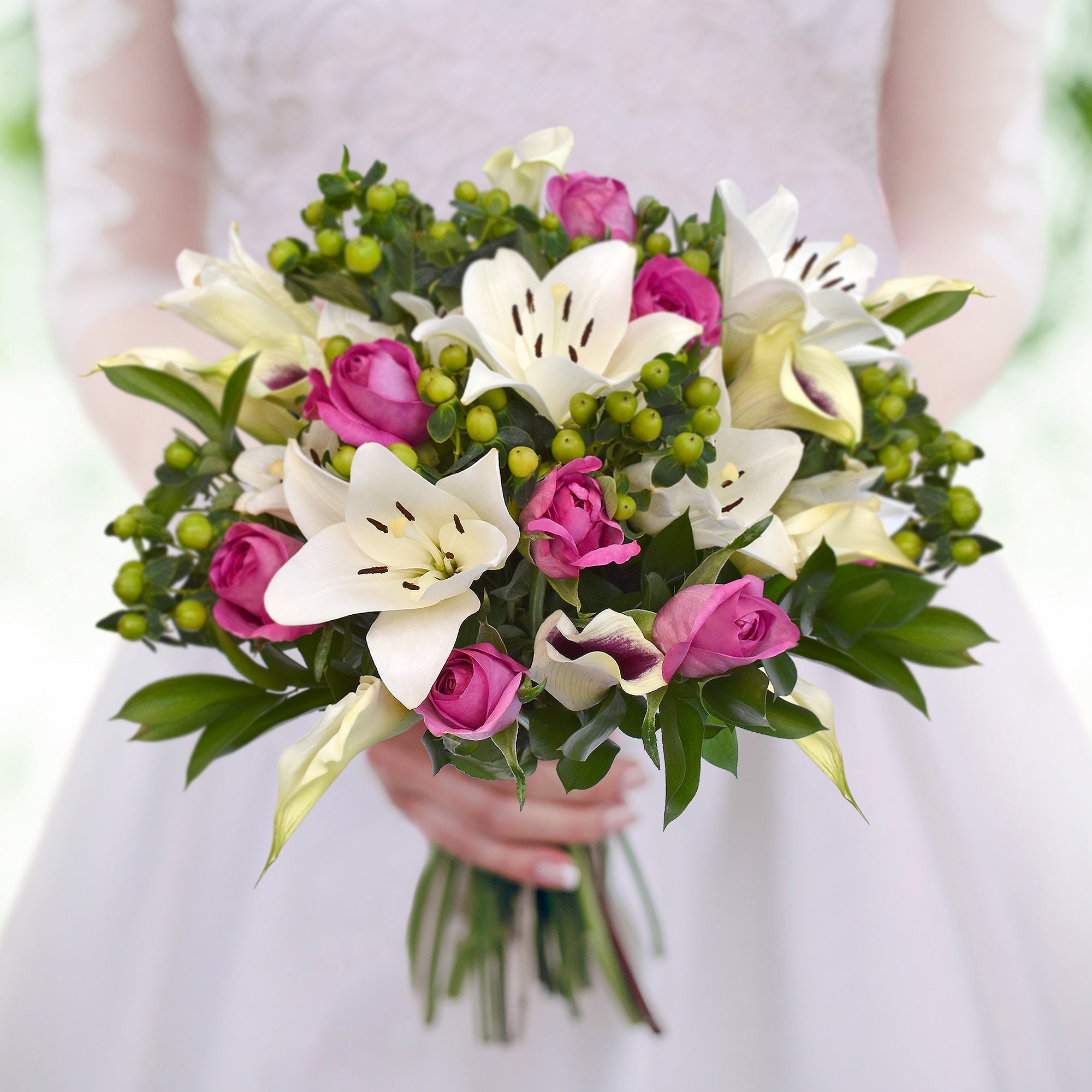 Royal Affair White - Hot Pink Box
